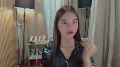 LYKA LOOPS online show from 05/03/26, 05:08