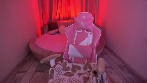 lylanimfa online show from 09/13/25, 12:49