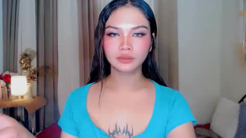 Snapshot of lylia_lust chatting on 10/08/25, 02:47 lylia_lust online show from 10/08/25, 02:47