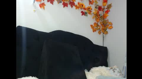Snapshot of lylii_evans chatting on 09/18/25, 01:18 lylii_evans online show from 09/18/25, 01:18
