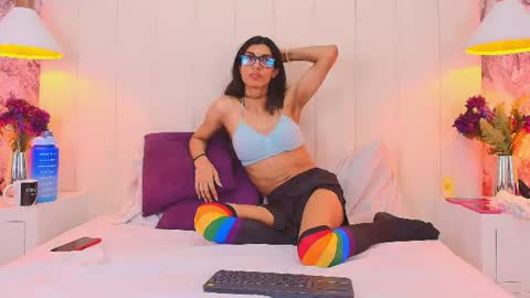 Snapshot of lylith_606 chatting on 06/11/26, 12:32 Lilith loki online show from 06/11/26, 12:32