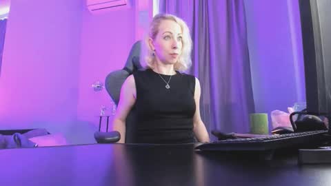Snapshot of lylithskye chatting on 09/21/25, 10:50 Lylith Skye NO NUDE model online show from 09/21/25, 10:50