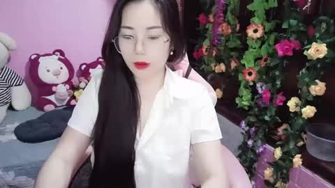 lyly_sweet97 online show from 01/12/25, 01:00