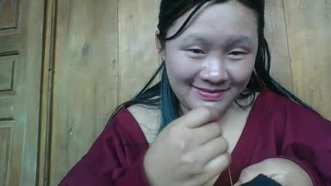 lylymai online show from 09/30/25, 08:52