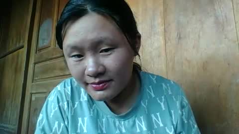 lylymai online show from 10/03/25, 02:41