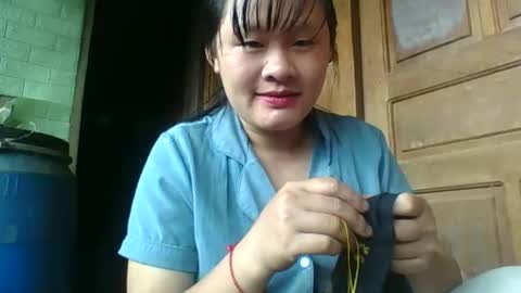 lylymai online show from 10/17/25, 02:15