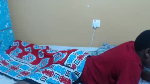 lyn_anna online show from 02/07/25, 07:27