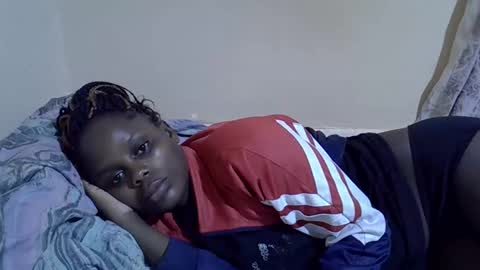 Snapshot of lyn_anna chatting on 11/12/25, 08:26 lyn_anna online show from 11/12/25, 08:26