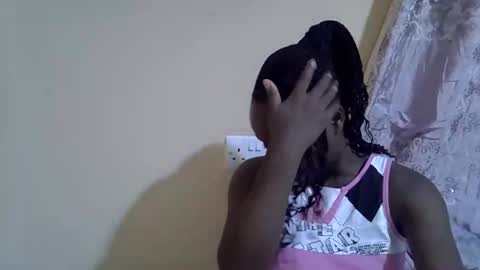 Snapshot of lyn_anna chatting on 12/02/25, 07:14 lyn_anna online show from 12/02/25, 07:14