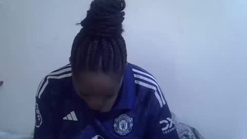 lyn_anna online show from 05/11/26, 06:19