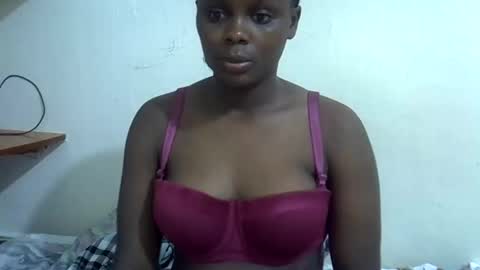 lyn_anna online show from 06/10/26, 05:56