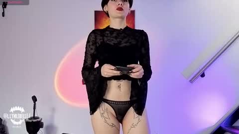 Lyn online show from 09/09/25, 06:51