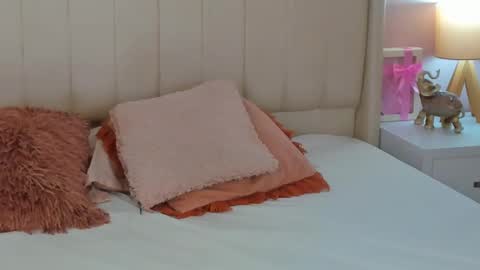 Lyn online show from 10/02/25, 11:06