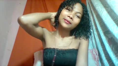 lyndah19 online show from 12/02/25, 08:08