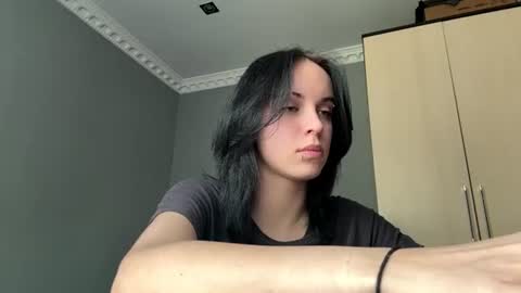 Eva online show from 06/12/26, 08:02