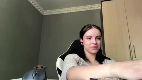 Eva online show from 07/29/26, 07:39