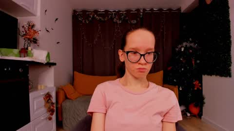 Sara online show from 01/14/25, 04:29
