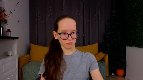 Sara online show from 01/15/25, 04:11