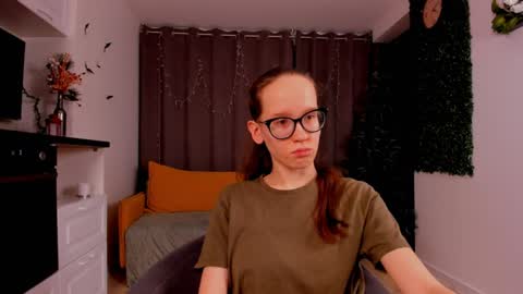 Sara online show from 01/19/25, 10:17