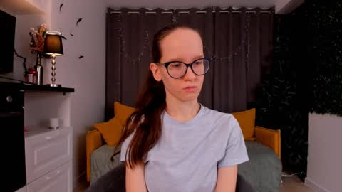 Sara online show from 01/21/25, 04:27