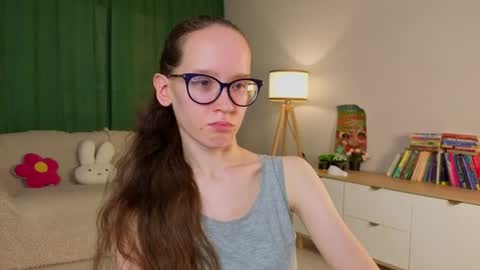 Sara online show from 07/10/26, 04:42
