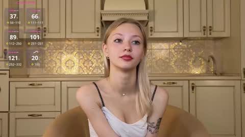Snapshot of lynettedendy chatting on 09/13/25, 03:34 Hello there Im Eva3 Im new model here online show from 09/13/25, 03:34