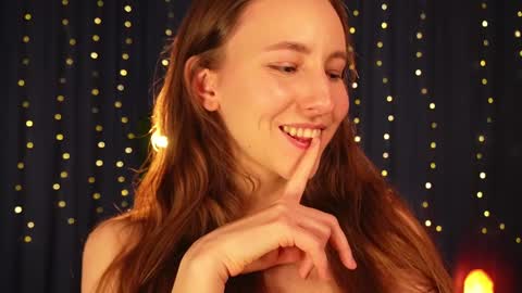 Lynn online show from 02/04/25, 01:06