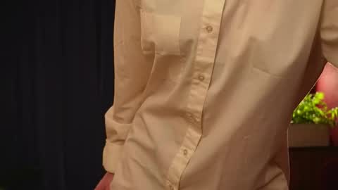 Lynn online show from 10/07/25, 03:58