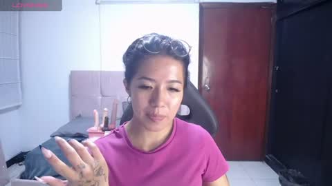 Snapshot of lynn_turner_ chatting on 06/10/26, 01:21 lynn_turner_ online show from 06/10/26, 01:21