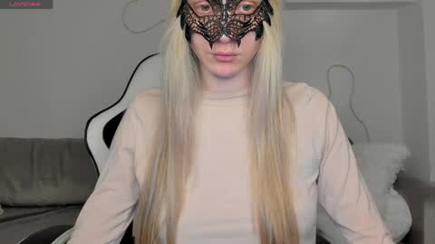 Snapshot of lynnadream_ chatting on 06/01/26, 02:02 lynnadream_ online show from 06/01/26, 02:02
