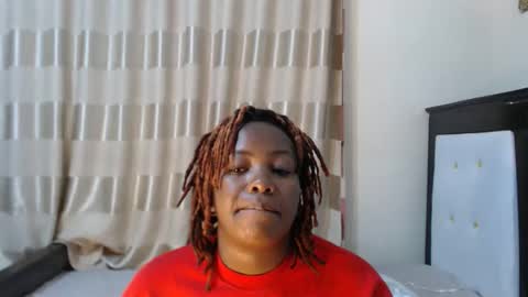 Lynn online show from 10/26/25, 05:19