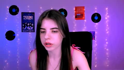 lyra_desire online show from 05/28/26, 08:44