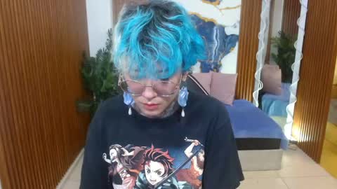 lyra_tay online show from 04/15/26, 07:58