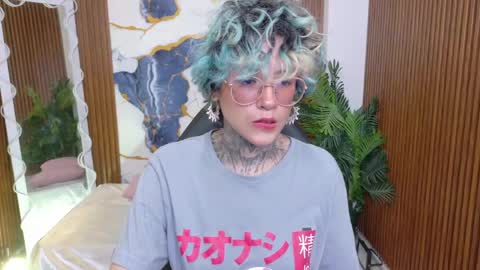 lyra_tay online show from 06/04/26, 07:09
