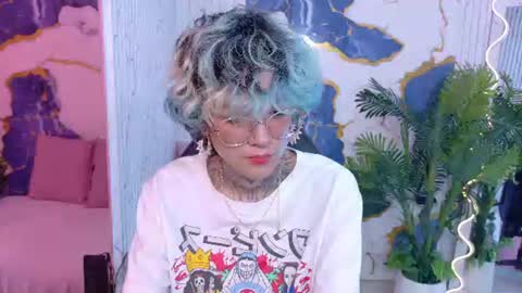 lyra_tay online show from 06/11/26, 12:32
