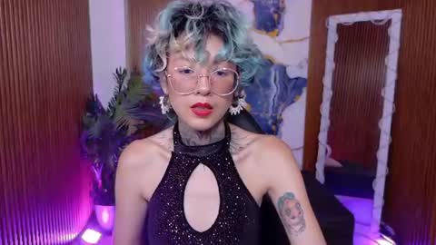 lyra_tay online show from 06/13/26, 07:01