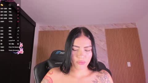 Snapshot of lys_with chatting on 02/26/26, 08:08 VIVIANA online show from 02/26/26, 08:08