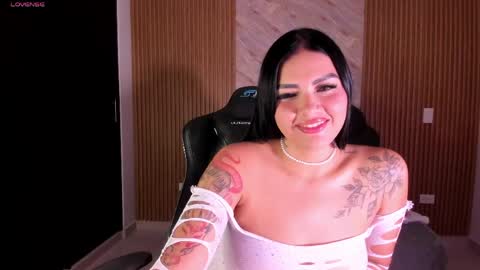 Snapshot of lys_with chatting on 05/31/26, 03:04 VIVIANA online show from 05/31/26, 03:04