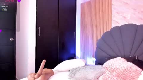 Snapshot of lys_with chatting on 07/10/26, 02:49 VIVIANA online show from 07/10/26, 02:49