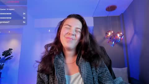 Lyssa  Everyday From 0700 to 1630 Col Time online show from 12/27/24, 11:17