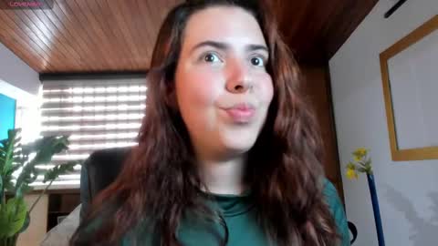 Lyssa  Everyday From 0700 to 1630 Col Time online show from 09/08/25, 04:17