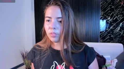 Lyssa  Everyday From 0700 to 1630 Col Time online show from 12/22/25, 03:42