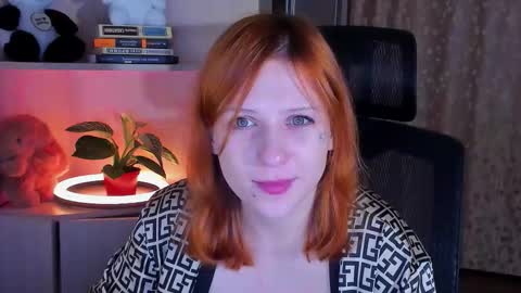 Snapshot of lyssan_xo chatting on 11/28/25, 04:31 lyssan_xo online show from 11/28/25, 04:31
