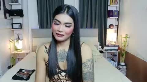 lytatto_lashes online show from 07/09/26, 03:16