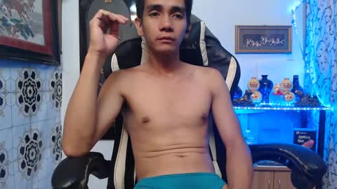 SWEETPINOY online show from 01/20/25, 01:11
