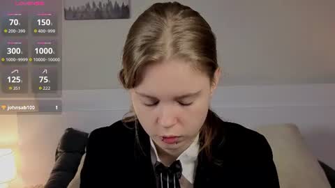 Julie online show from 07/27/26, 10:39