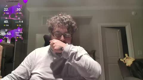 lyxx_2 online show from 05/05/26, 12:40