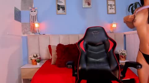 Lizzy smith  online show from 12/03/24, 01:52