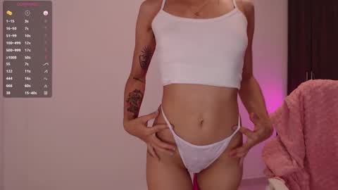 Snapshot of lzzyink chatting on 09/16/25, 01:28 lzzyink online show from 09/16/25, 01:28