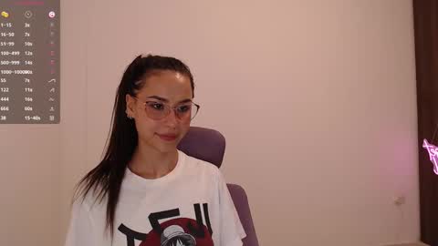 Snapshot of lzzyink chatting on 10/16/25, 09:32 lzzyink online show from 10/16/25, 09:32